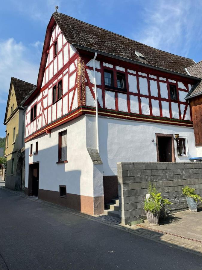 Fachwerk-Romantik 2 An Der Mosel Treis-Karden Exteriör bild